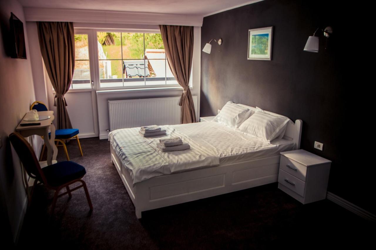 Green Hill Villa Călimăneşti Dış mekan fotoğraf